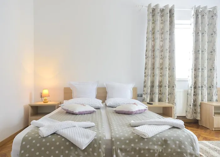 Verona Centru קלוז'-נאפוקה